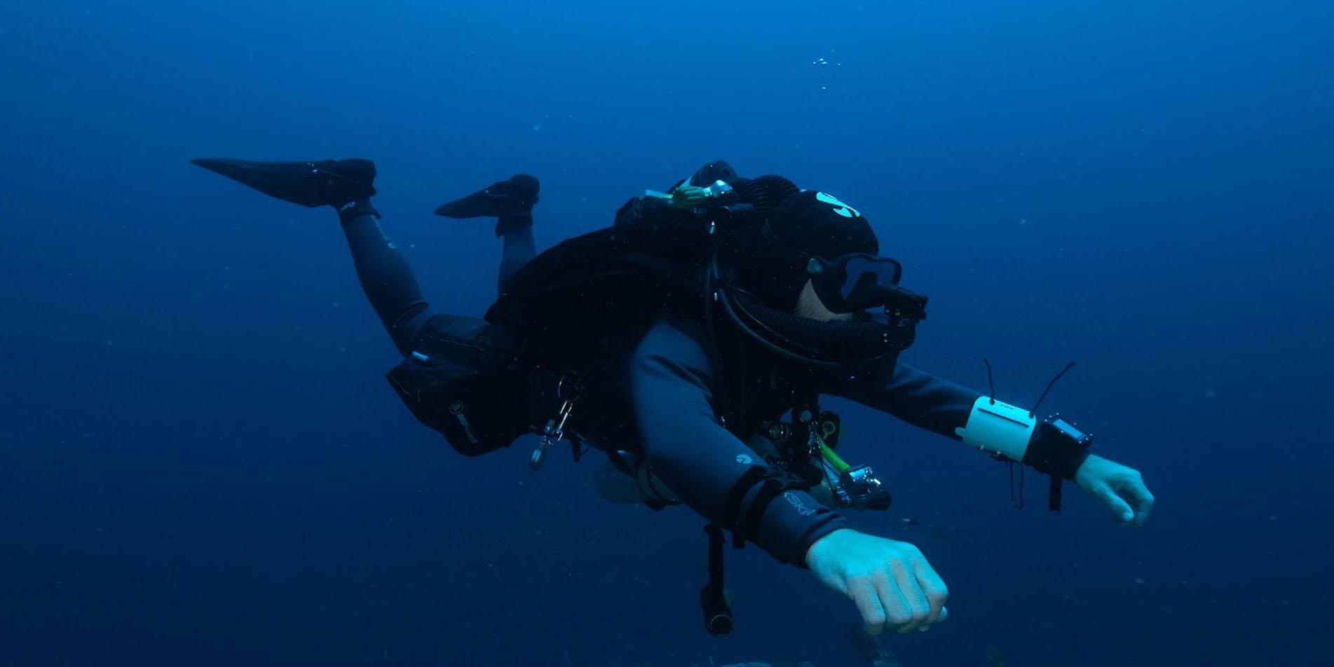 CCR DIVING IN THE PHILIPPINES